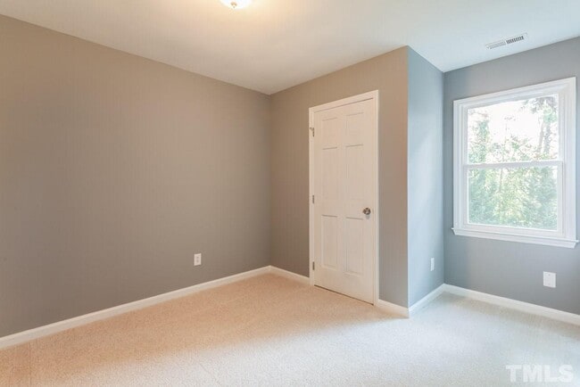 Building Photo - 8324 Bellingham Cir