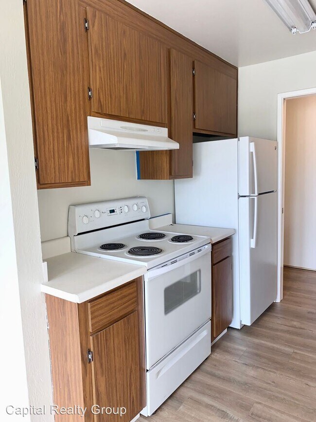 Foto del edificio - 1190 W Hillsdale Blvd