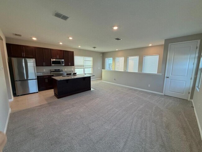 Foto del edificio - 3124 VOYAGER Ave