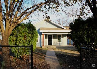 Building Photo - 1014 S Rosemont Ave