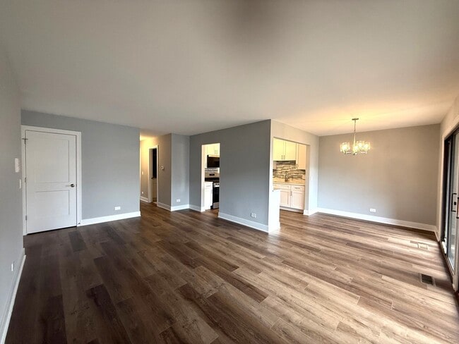 Foto del edificio - 1221 Sandhurst Ct