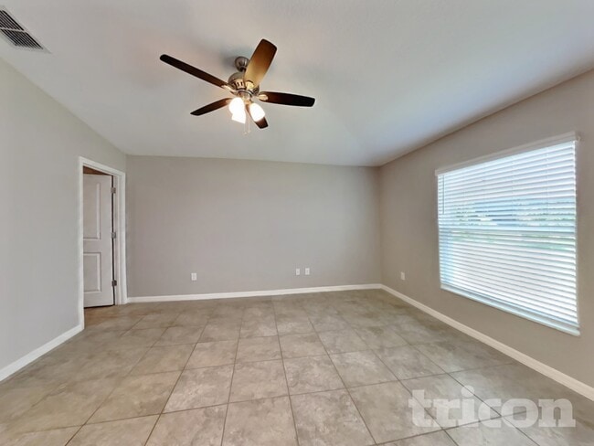 Foto del edificio - 1721 Broad Winged Hawk Dr