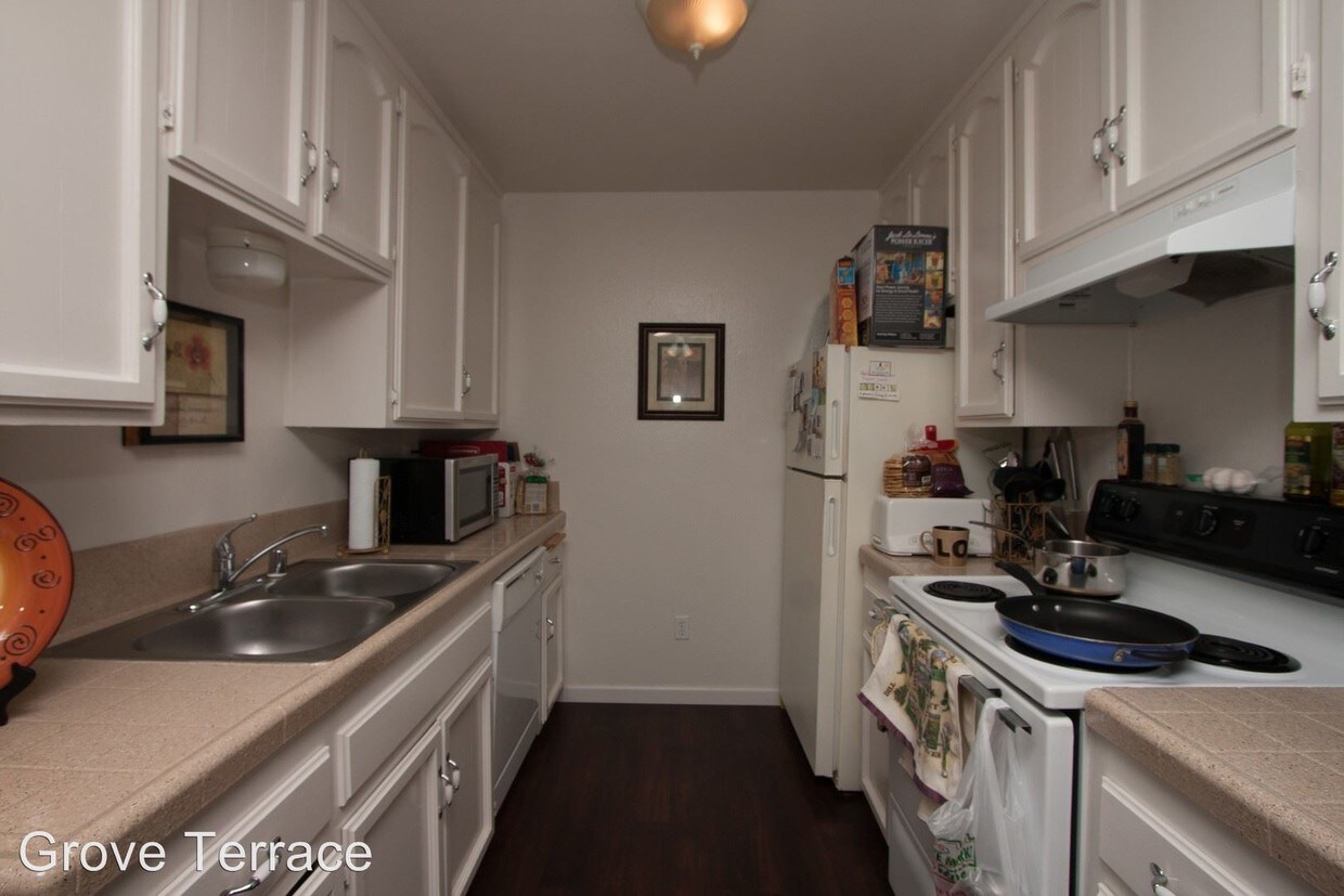 Foto del edificio - 2361 Grove Ave