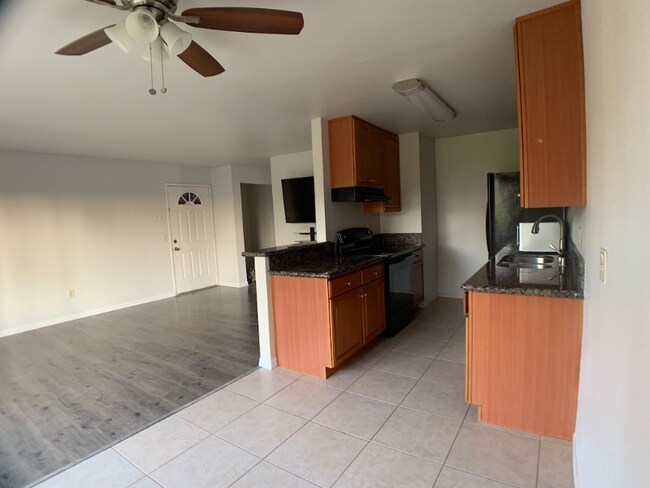 Foto del edificio - 1641 Pentecost Way