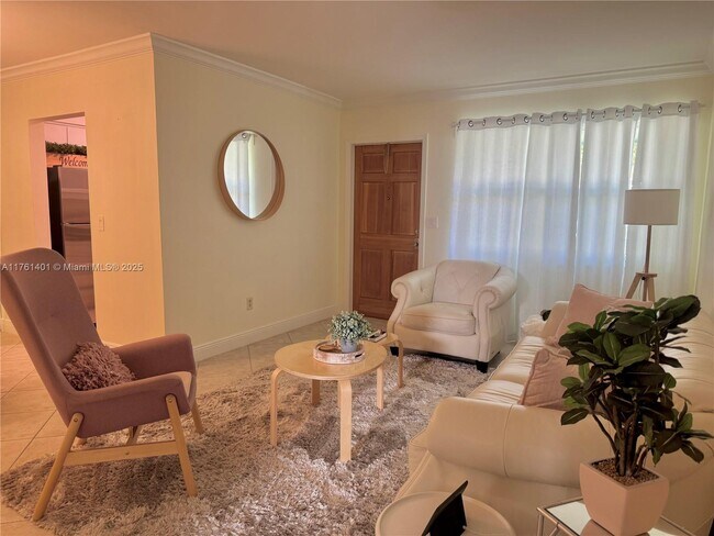 Foto del edificio - 3801 NE 22nd Terrace