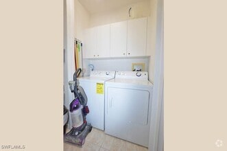 Building Photo - 5923 Sand Wedge Ln