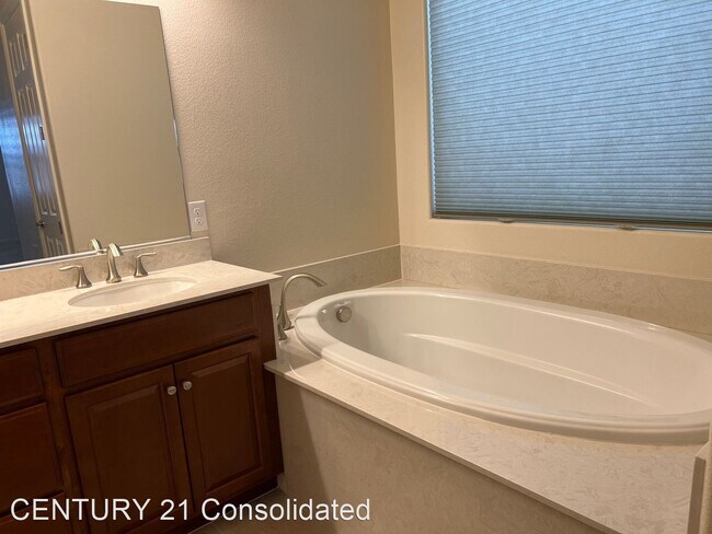 Foto del edificio - 3 br, 2 bath House - 66 Hawking Ridge Way