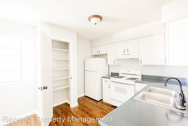 Building Photo - 2200 Tabor Ct