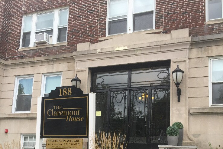Primary Photo - 188 Claremont Ave