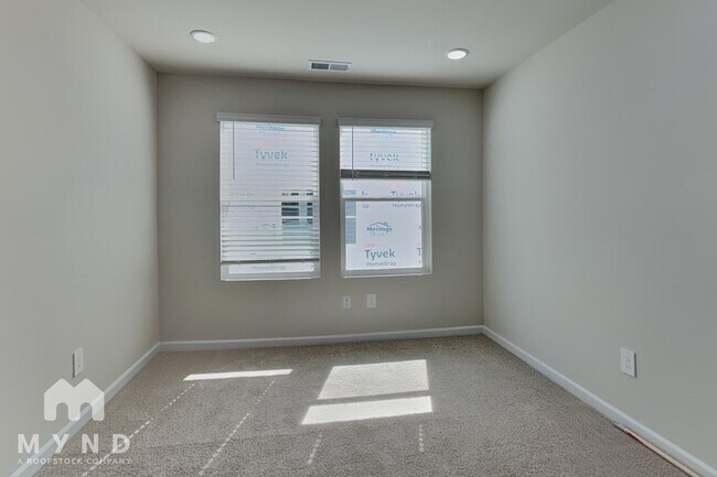 Foto del edificio - 712 Southland Dr