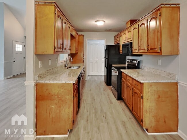 Building Photo - 125 Dogwood Trail Dr