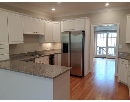 Foto del edificio - 344 Boylston St