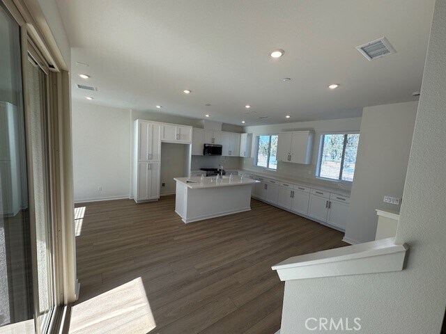 Foto del edificio - 1553 Lima Wy