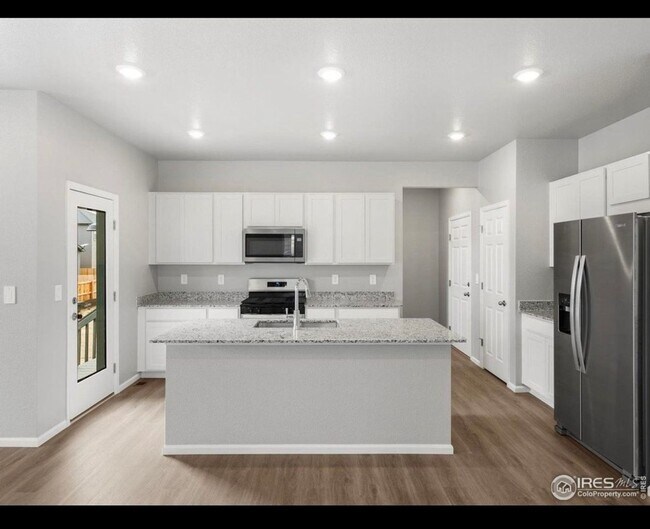 Foto del edificio - 612 98th Ave