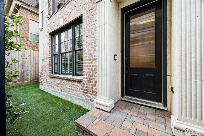 Foto del edificio - 1521 Oakdale St