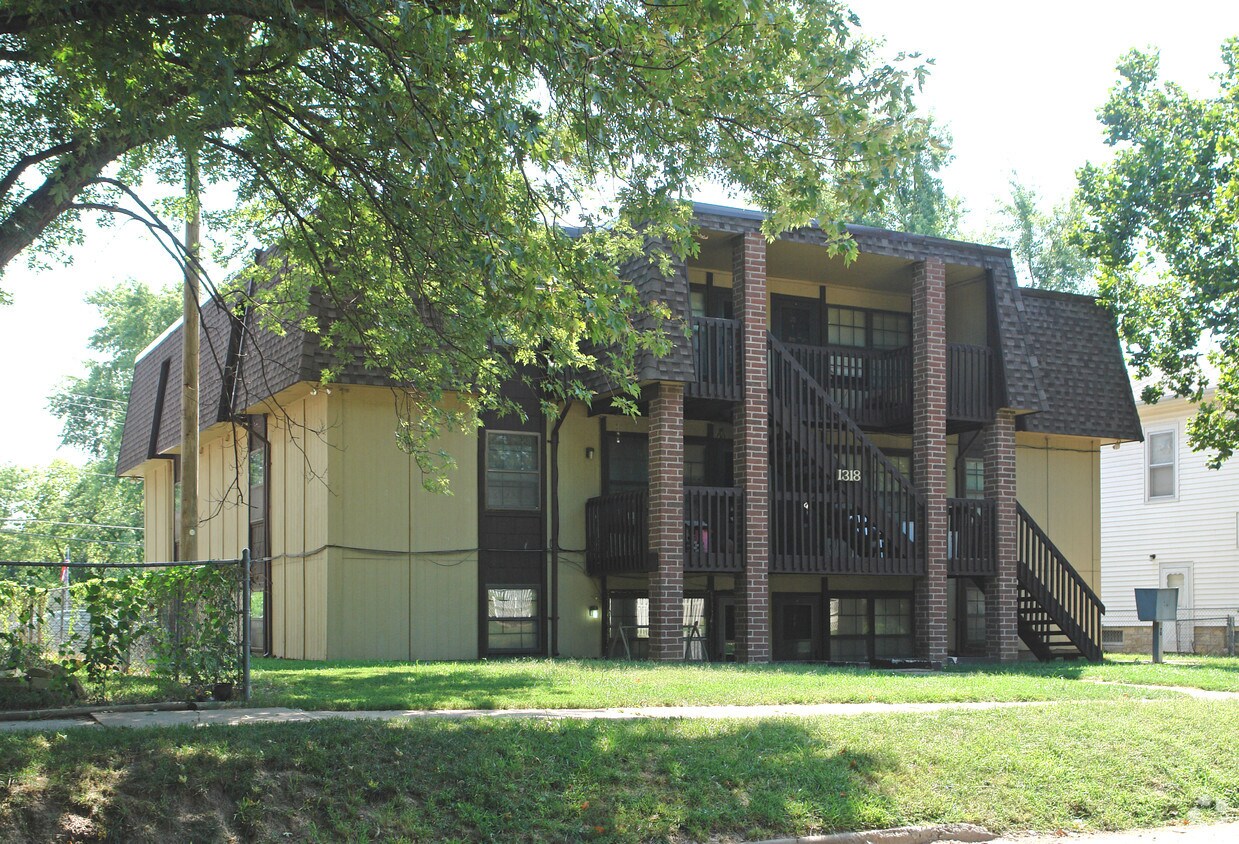 Primary Photo - 1318 SW Buchanan St