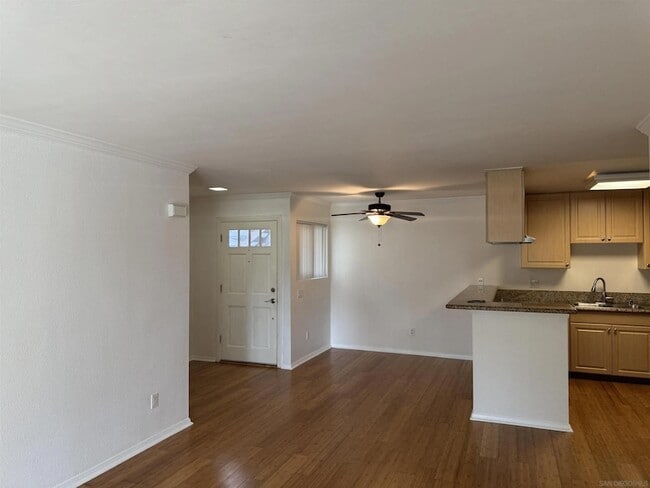 Foto del edificio - 10016 Maya Linda Rd