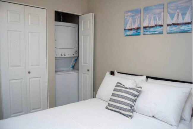 Foto del edificio - 9544 16th Bay St