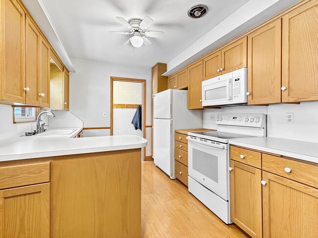 Building Photo - 341 Herman Terrace