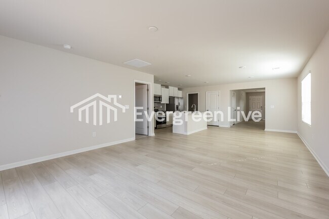 Building Photo - now