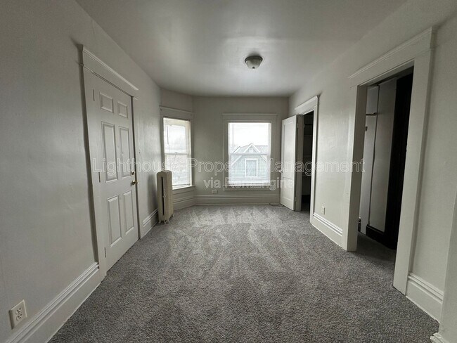 Foto del edificio - 566 Capital Ave SW