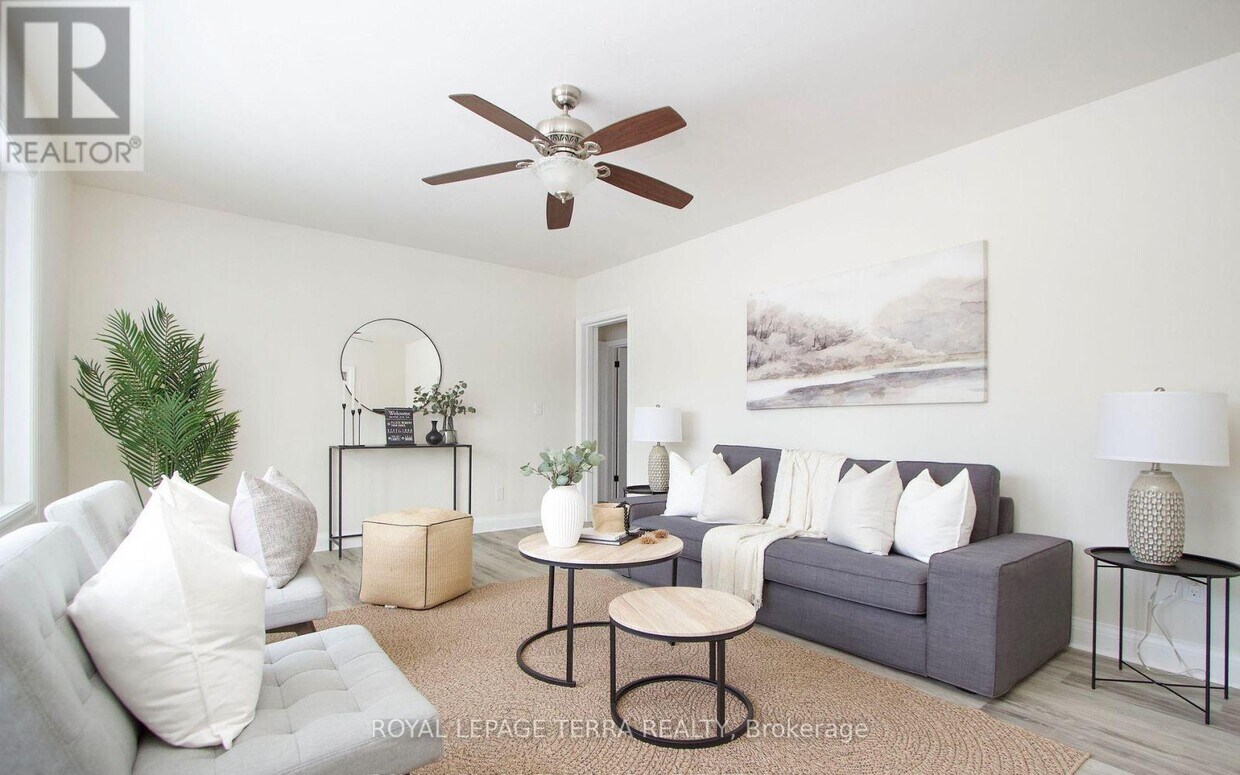 Photo principale - 779 Whitman Crescent