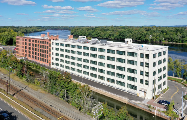 Foto del edificio - Montgomery Mill Apartments