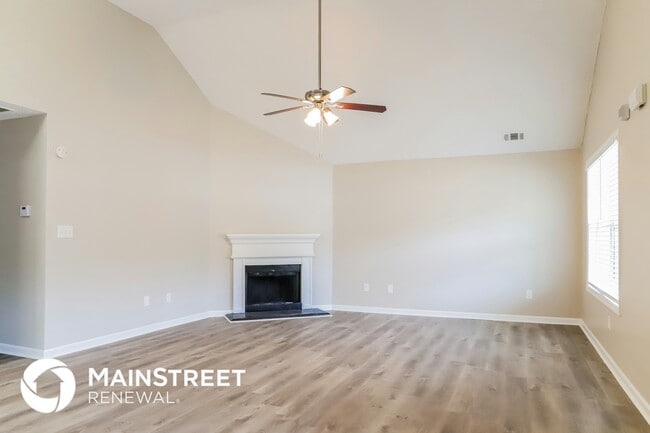 Building Photo - 4976 Wolfcreek View