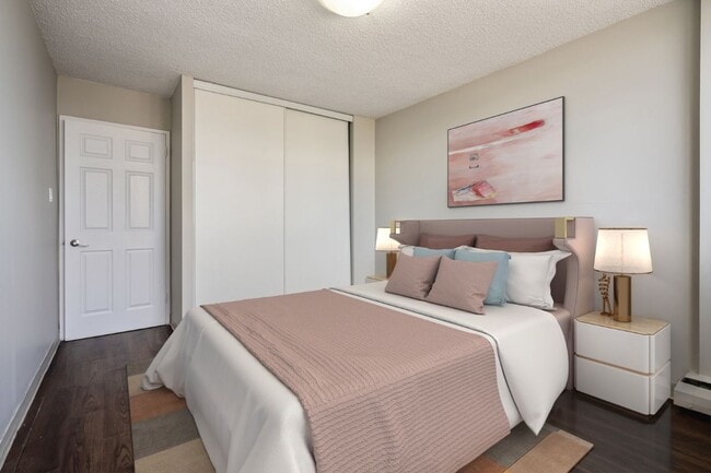 Photo - Vista Tower Apartment