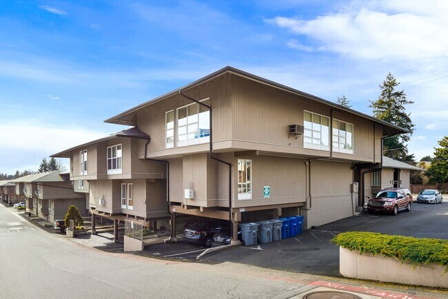 Foto del edificio - Downtown Bellevue 2 Bedroom 1.5 Bath 2 story Condo