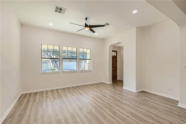 Building Photo - 13604 Caldwell Dr