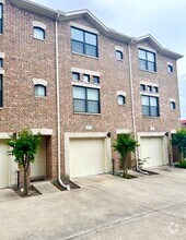 Building Photo - 2710 Hullsmith Dr