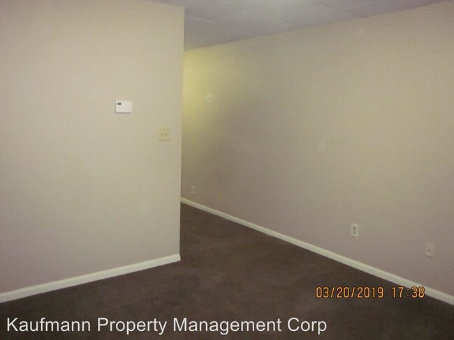 Foto del edificio - 2 br, 1 bath House - 236 W Butler Street