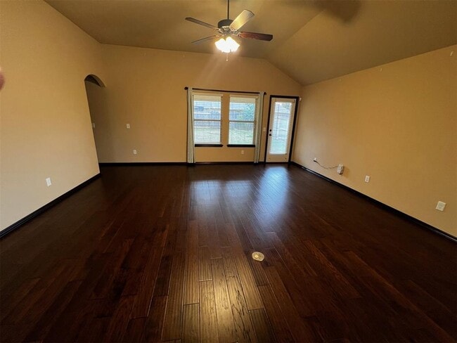 Foto del edificio - 2345 NW 191st Ct