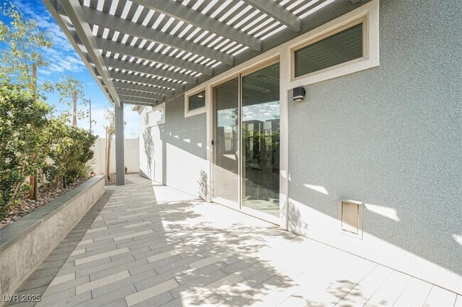 Foto del edificio - 3360 Traforo Ln