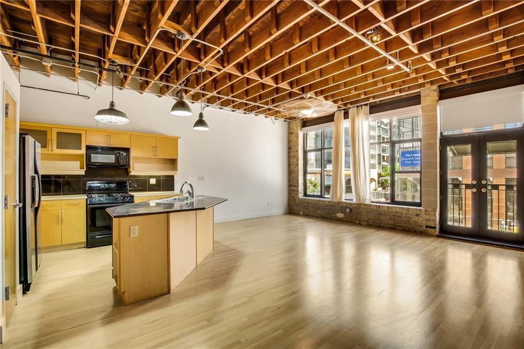 Foto principal - 411 Brazos St