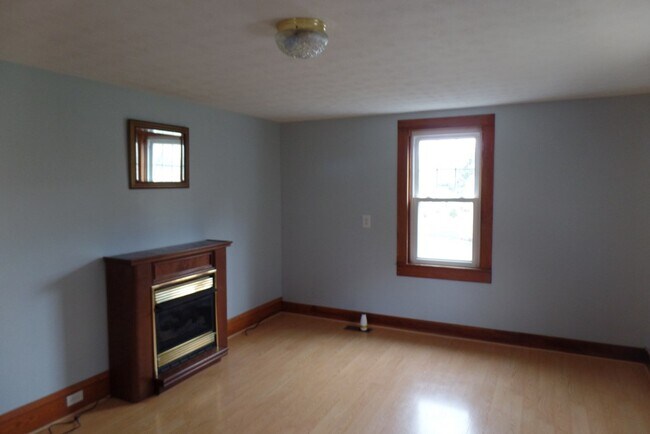 Building Photo - 25013 Walden Rd