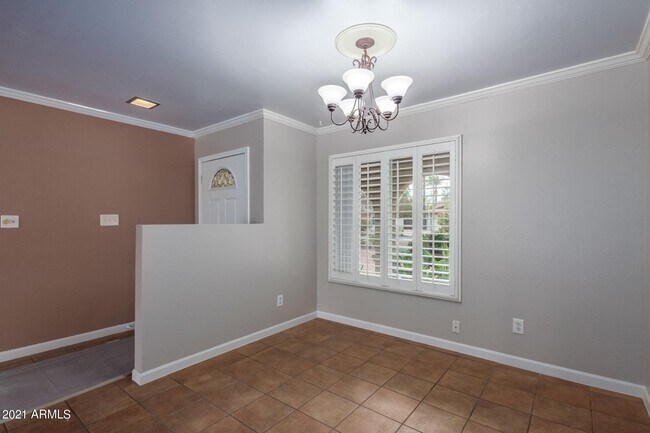 Foto del edificio - 5138 W Desert Cove Ave