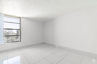 2BR, 2BA - 1,300SF - Windward Vista