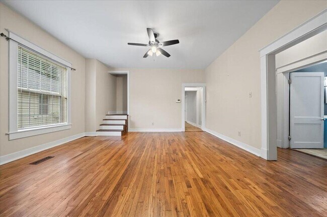 Foto del edificio - Historic Midtown Gem | 5 Bedrooms • 3 Baths • Screened Porch