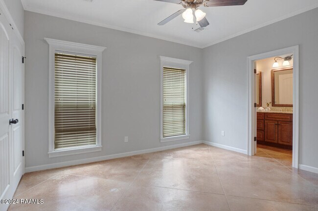 Building Photo - 109 Darlene Dr