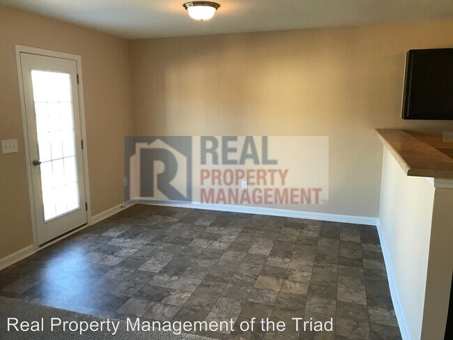 Foto del edificio - 4 br, 2.5 bath House - 1925 Chapel Brook Way