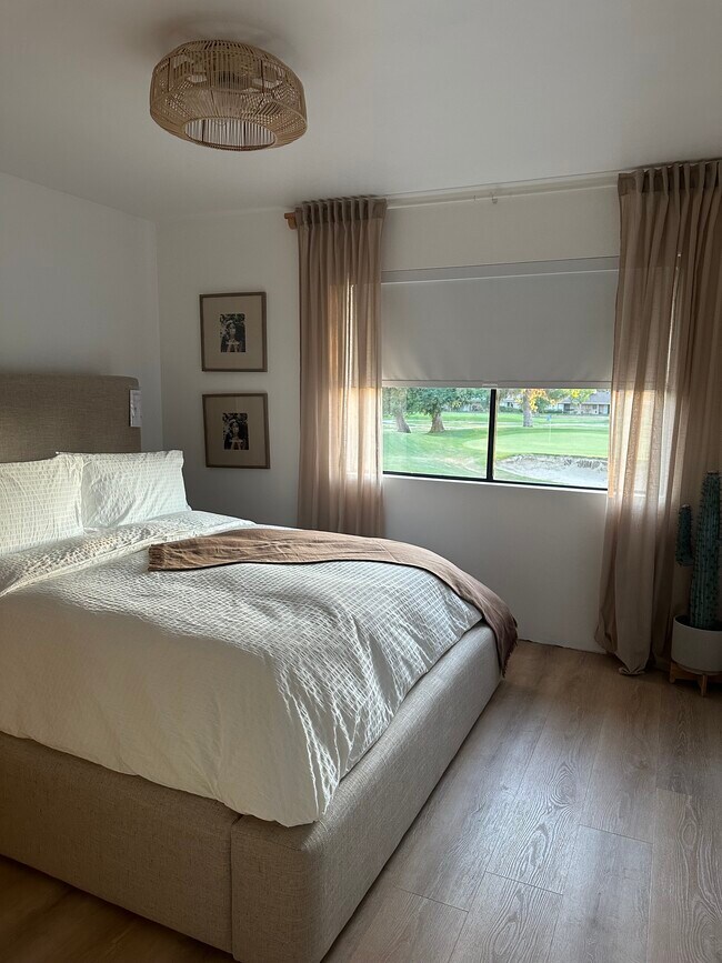 Foto del edificio - 6504 Landfair Dr