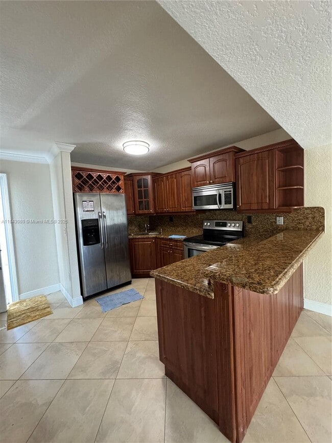 Building Photo - 2740 W 76th St