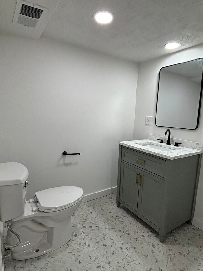 Foto del edificio - 4312 Marcy St