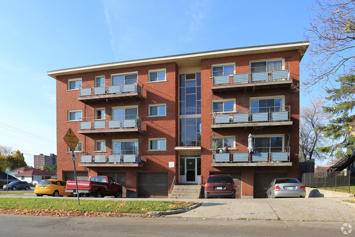 Primary Photo - 151 Siebert Ave