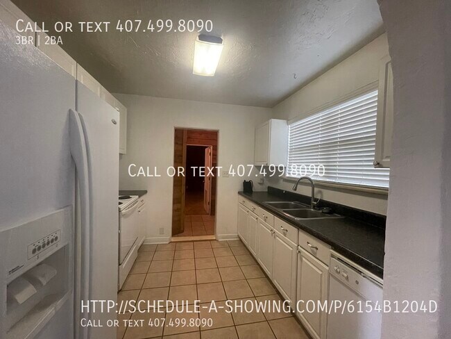 Foto del edificio - 384 Terry Lane | $1695 | 3 beds, 2 full baths