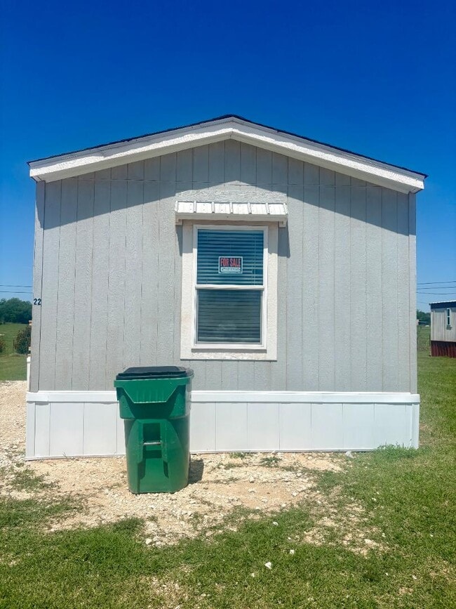 Building Photo - 150 Private Road 1610