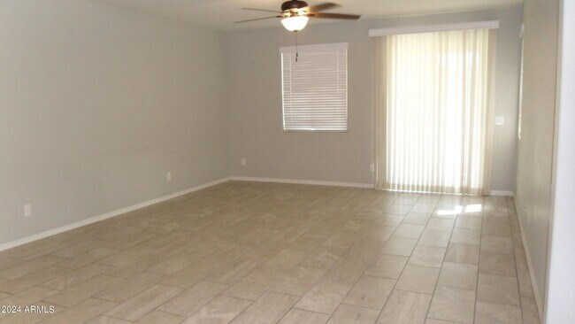 Building Photo - Next Gen Home! 5 Bedrooms 3.5 Baths