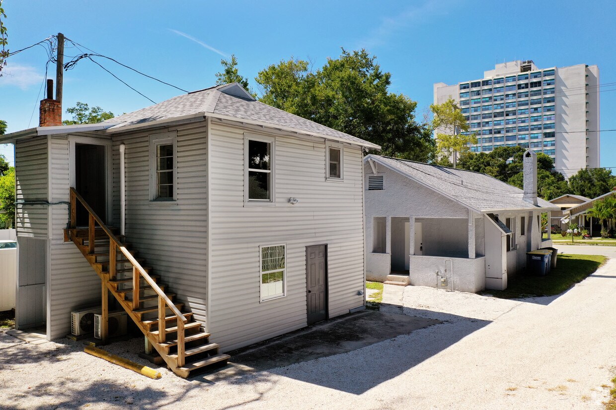 Foto del edificio - 809 TURNER ST, CLEARWATER, FL 33756